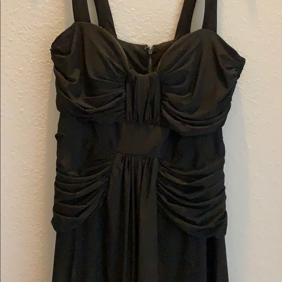 black dress - Picture 3 of 5